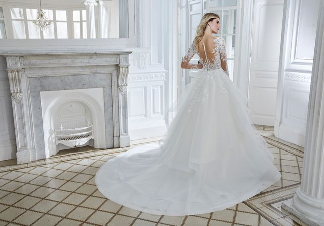 Prinsesse brudekjole med lange ærmer tyl glittter